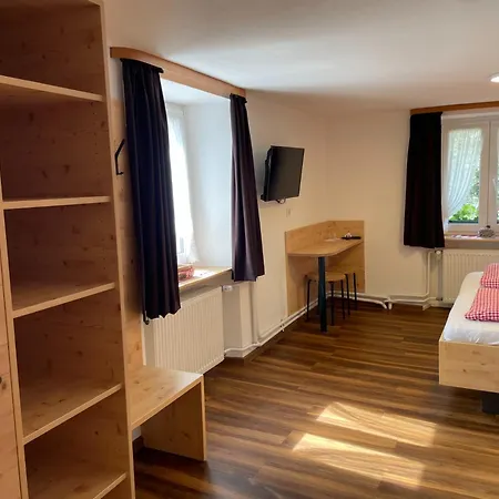 Krone Holzschlag